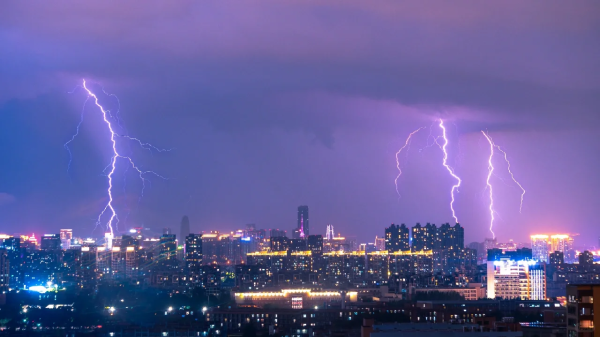 魔投网 跌破7.18, 现在换美元合适吗?